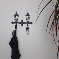 Вішалка Настінна 25см х 16см Ключниця Glozis Lanterns H-102