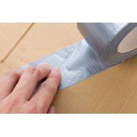 Армована стрічка Universal Duct Tape 1900 48мм х 50м срібляста