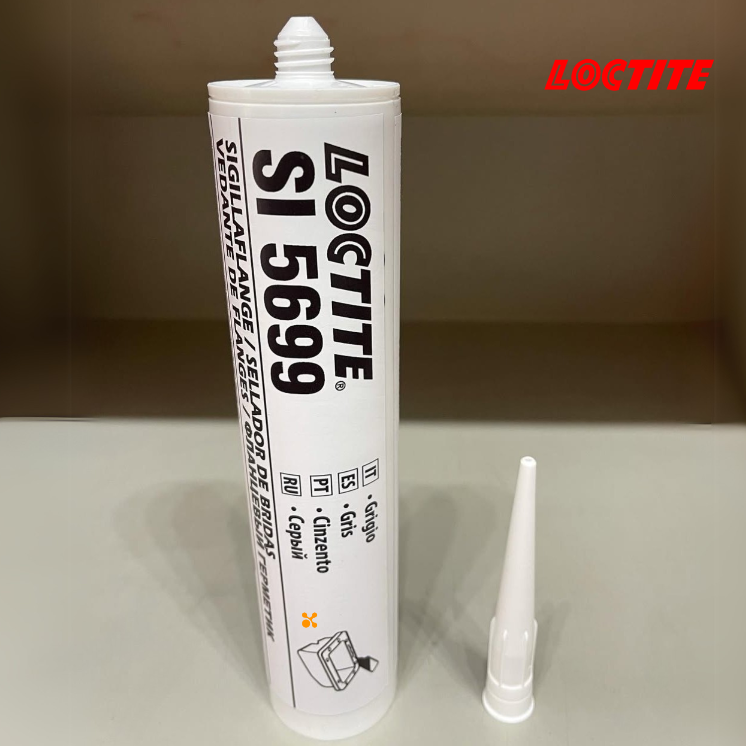 Локтайт 5699 300мл герметик для фланцевіх з'єднань
